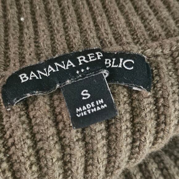 Banana Republic Mock Neck Sweater Size Small - Picture 3 of 4